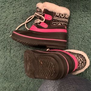 Girls snow boots